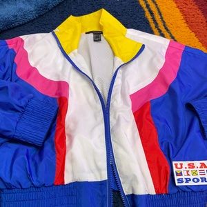 Forever 21 women’s color block windbreaker Cropped.